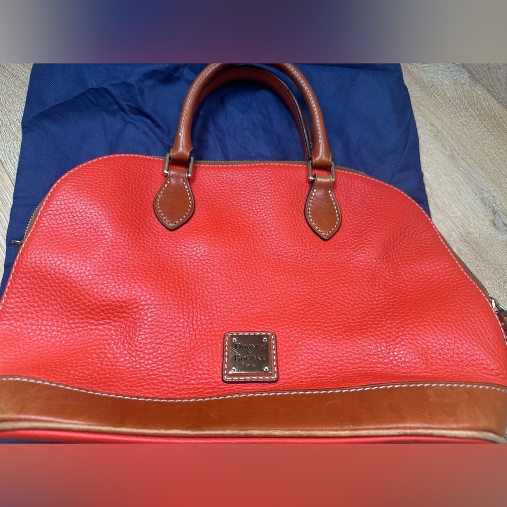 Dooney & Bourke purse like new - Picture 2 of 5